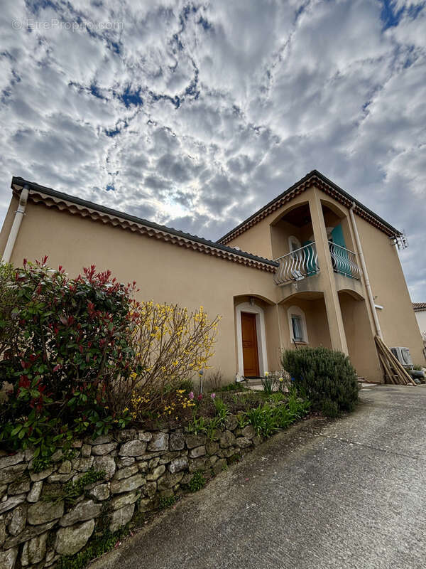 Maison à UPIE