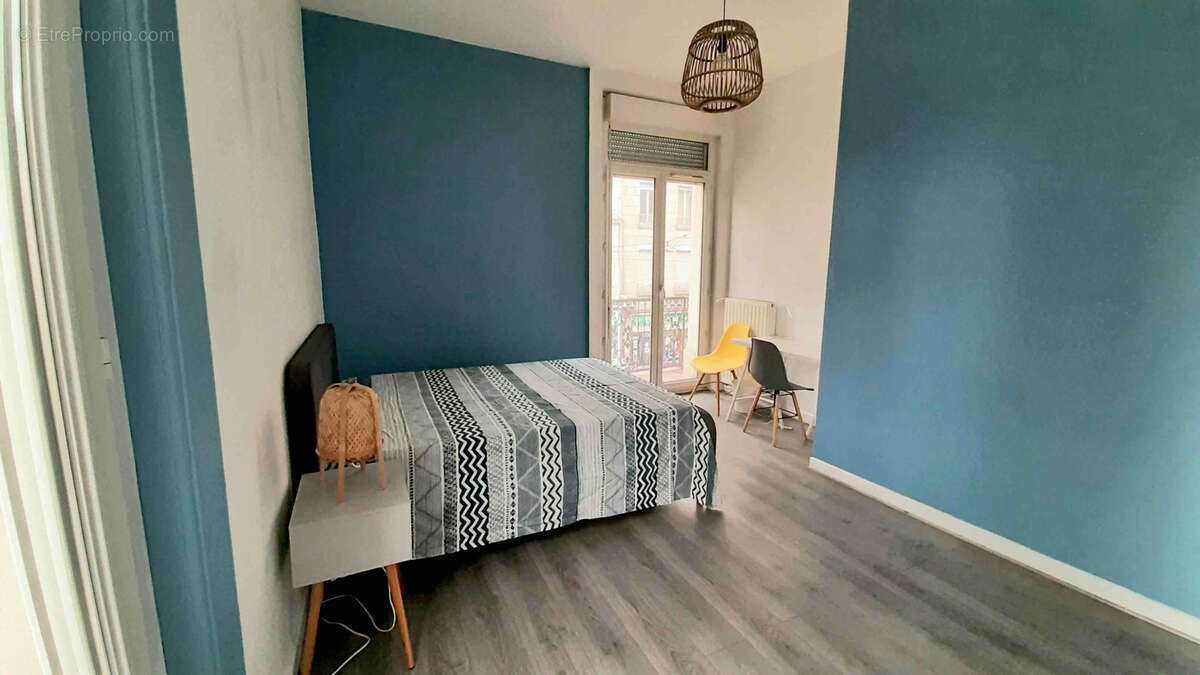 Appartement à SAINT-ETIENNE