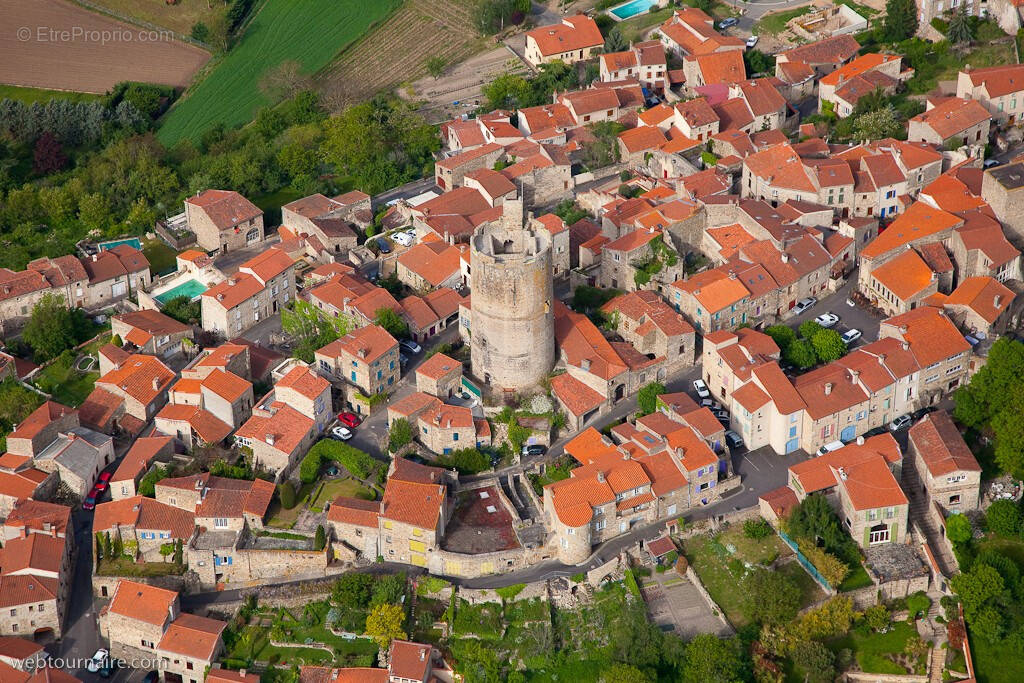 Maison à MONTPEYROUX