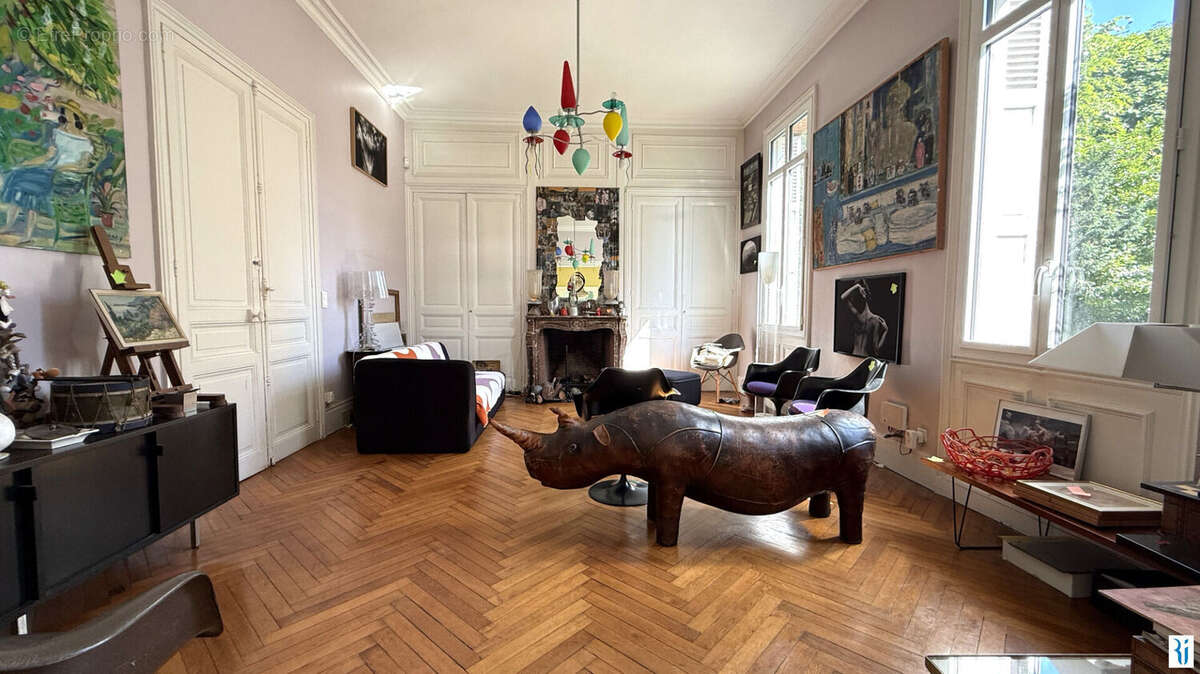 Maison à MONT-SAINT-AIGNAN
