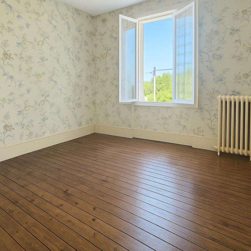 Maison à FERE-EN-TARDENOIS