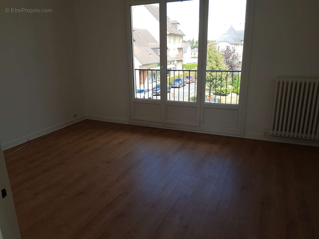 Appartement à VILLERS-SOUS-SAINT-LEU