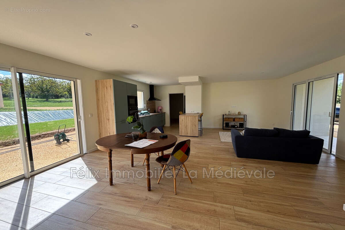 Maison à SAINT-AGNE