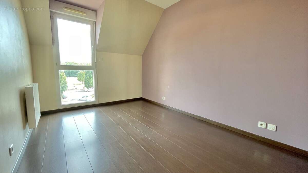 Appartement 75 m² à Bruz  - photo 9