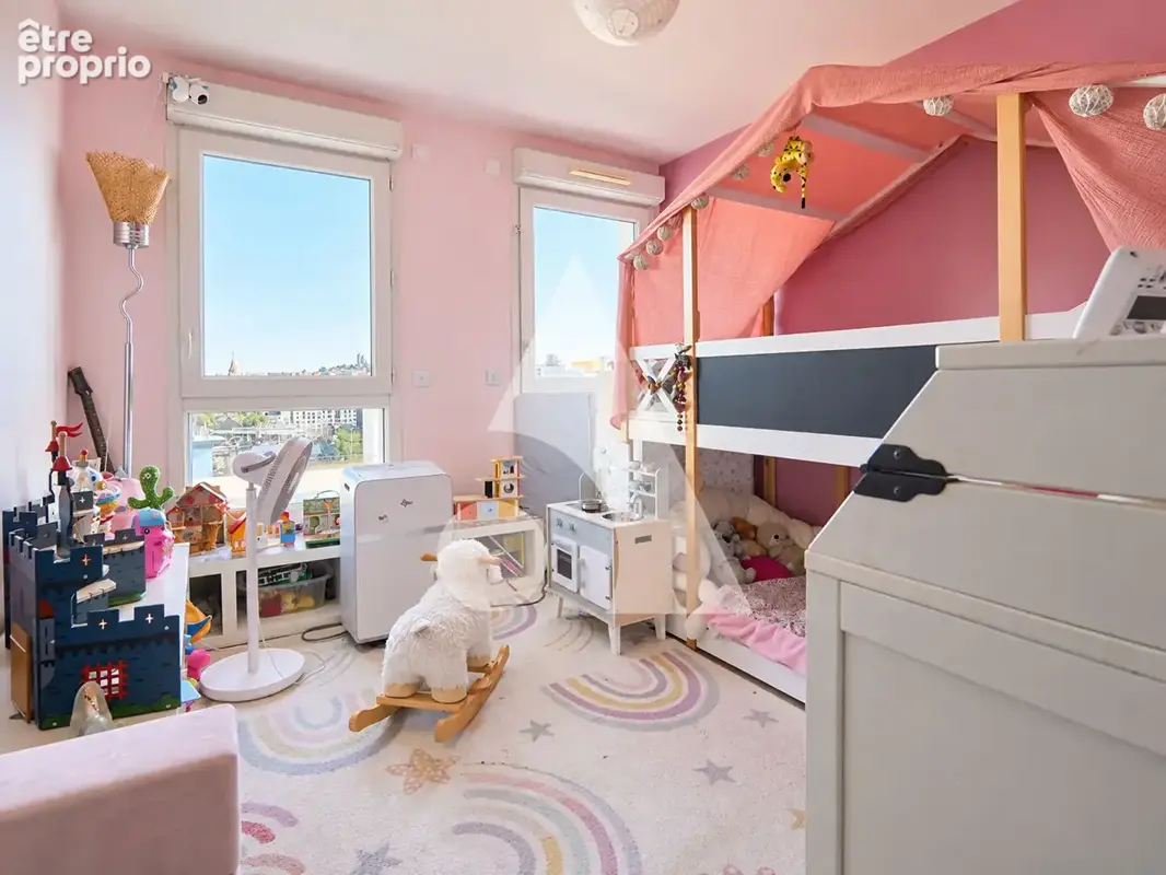 Duplex familial avec terrasse et vue Sacré-Coeur - Coeur des Docks - photo 10