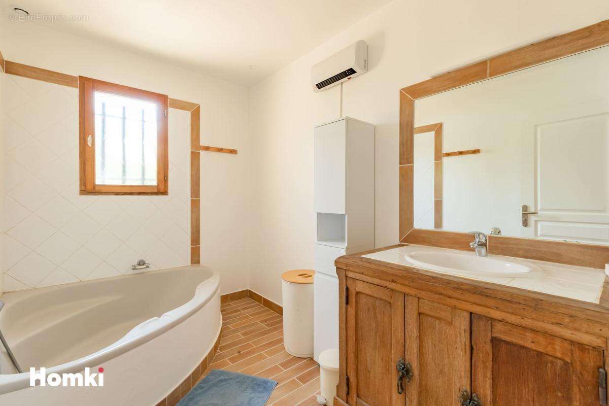 Maison/Villa T5 de 117 m2 à Azillanet 34210 - photo 12
