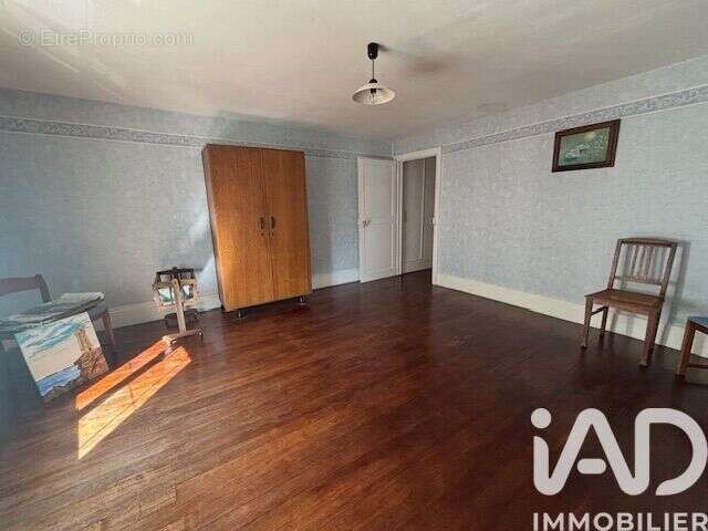 Maison 204 m² à Bains-Les-Bains  - photo 3