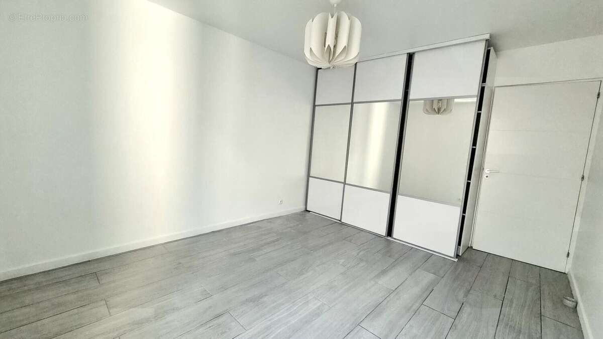 Photo 3 - Appartement à SARTROUVILLE