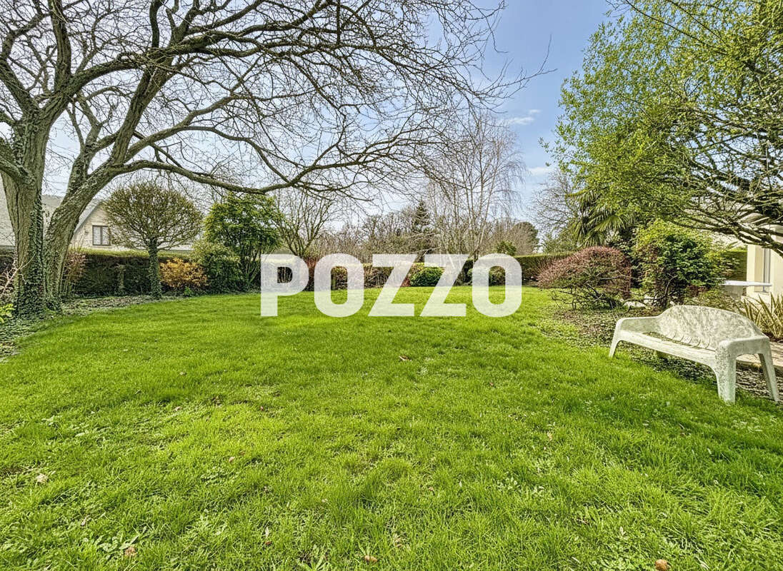 Maison à LE VAL-SAINT-PERE