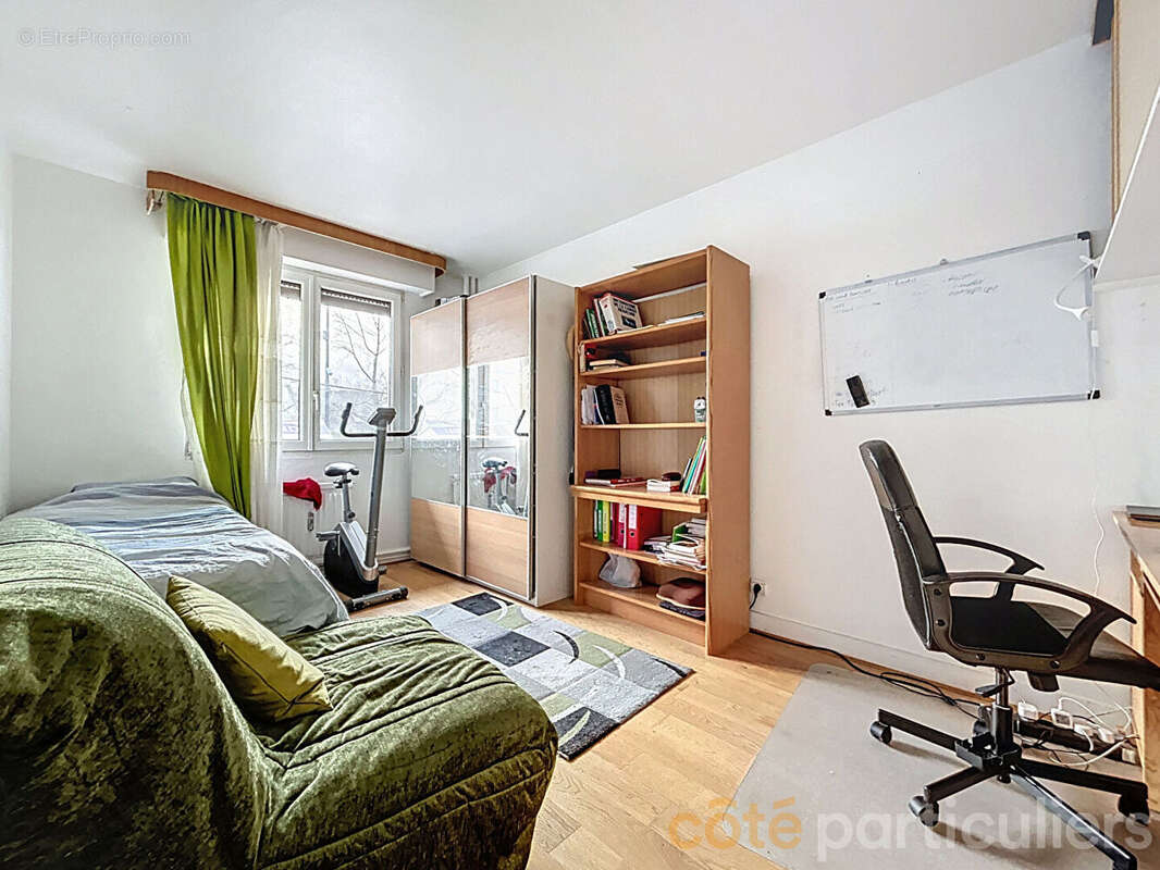 Appartement à SAINT-MAUR-DES-FOSSES