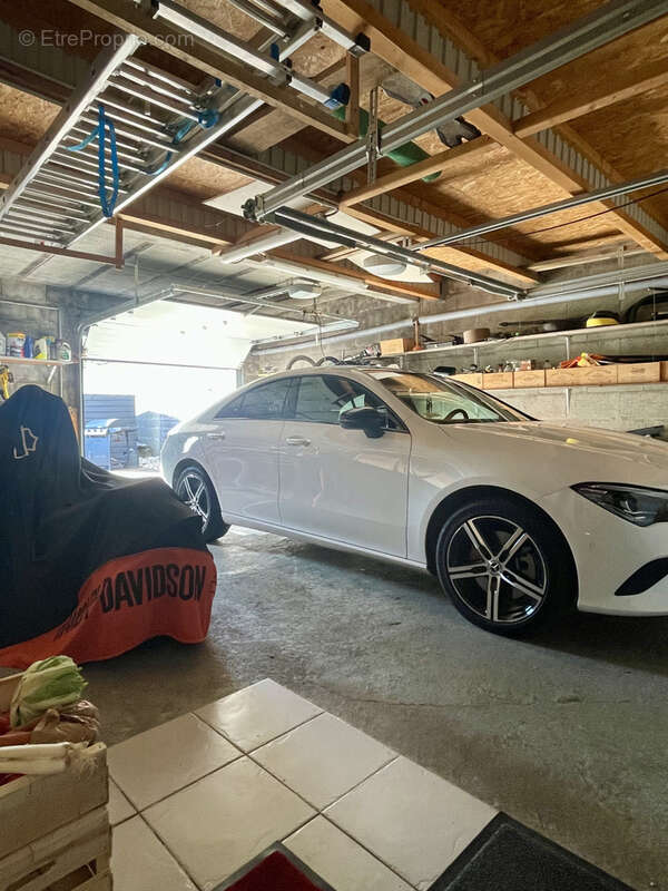 Maison à SAINTE-SOULLE