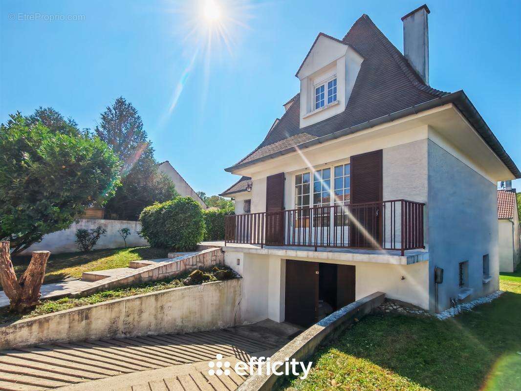 Maison à EMERAINVILLE