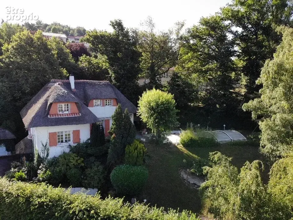 Photo Maison à Saint-Priest-En-Jarez au prix de 359 000€