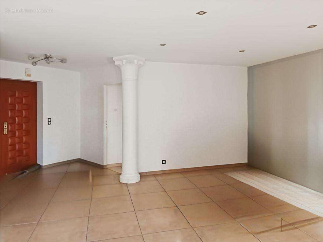Maison Bouguenais 7 pièce(s) 195 m2 - photo 6