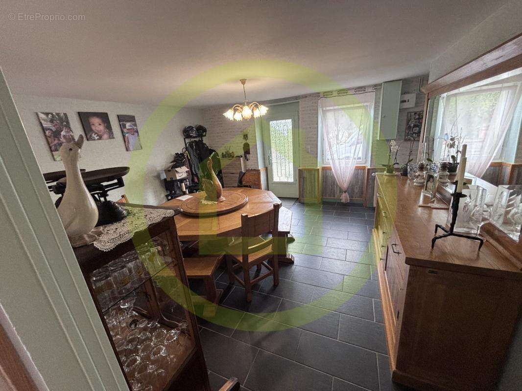 Maison à SAINT-CHABRAIS