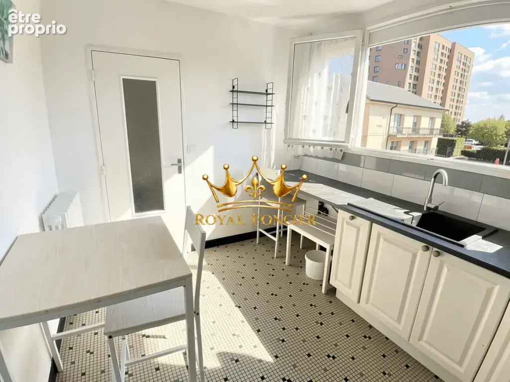 Maison 110 m² à Chatellerault  - photo 3