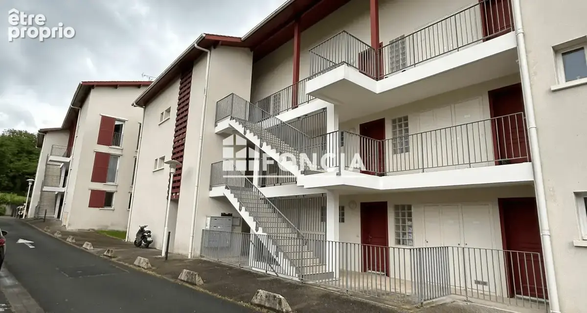 Saint-Pierre-d'Irube - Duplex T4 sur 2 niveaux avec terrasse et parking - Vendu loué - photo 6
