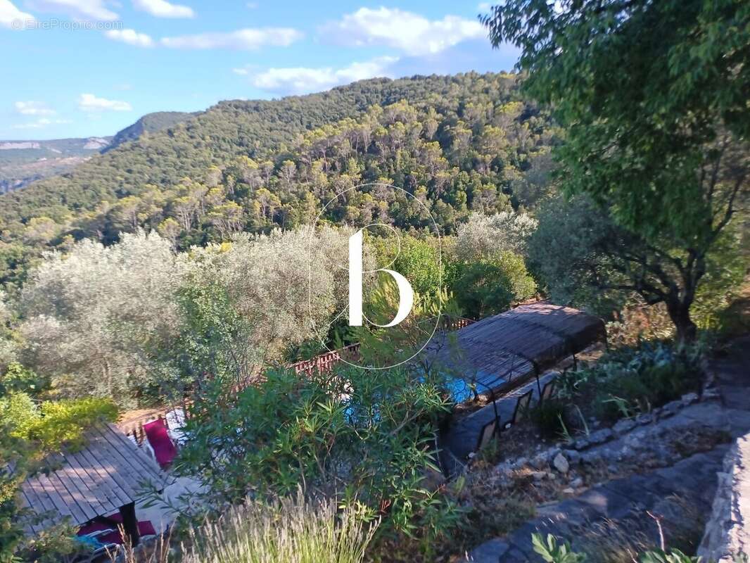 Propriété avec vue exceptionnelle - photo 16