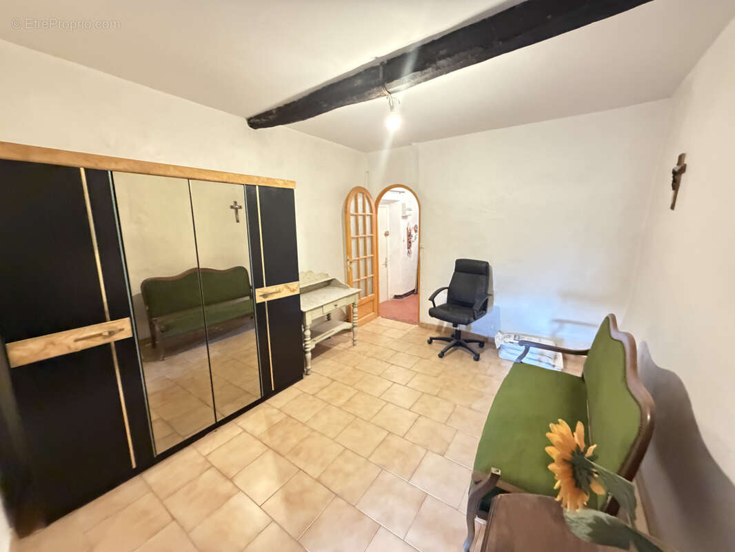 Appartement à AUPS