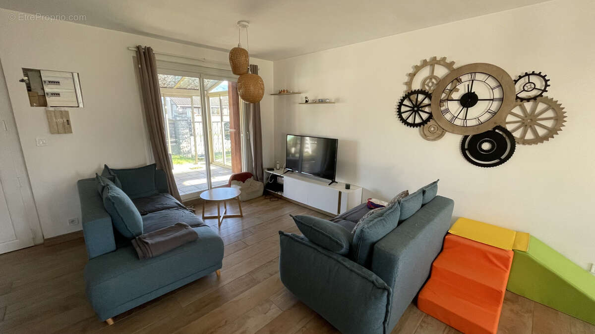 Maison à PONT-DE-L&#039;ISERE