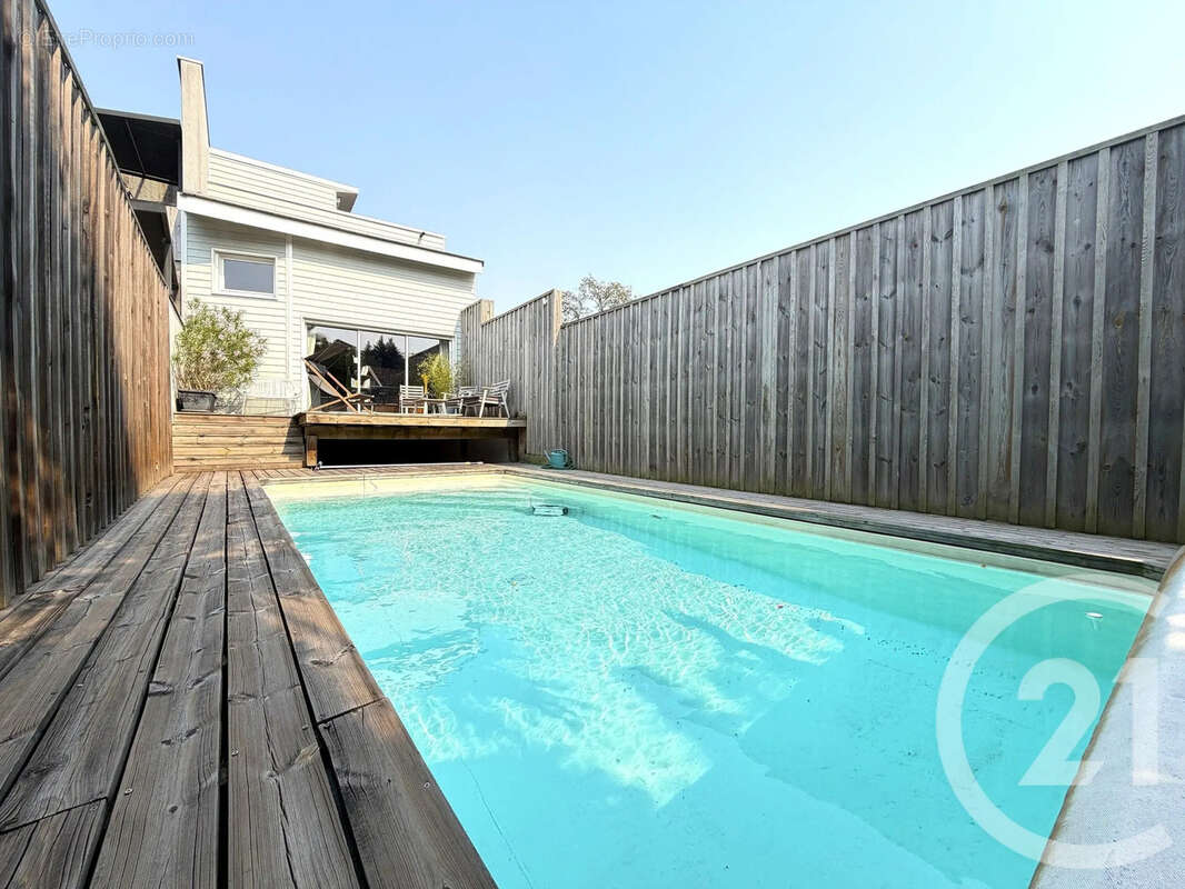 Maison 76 m² à Begles  - photo 3