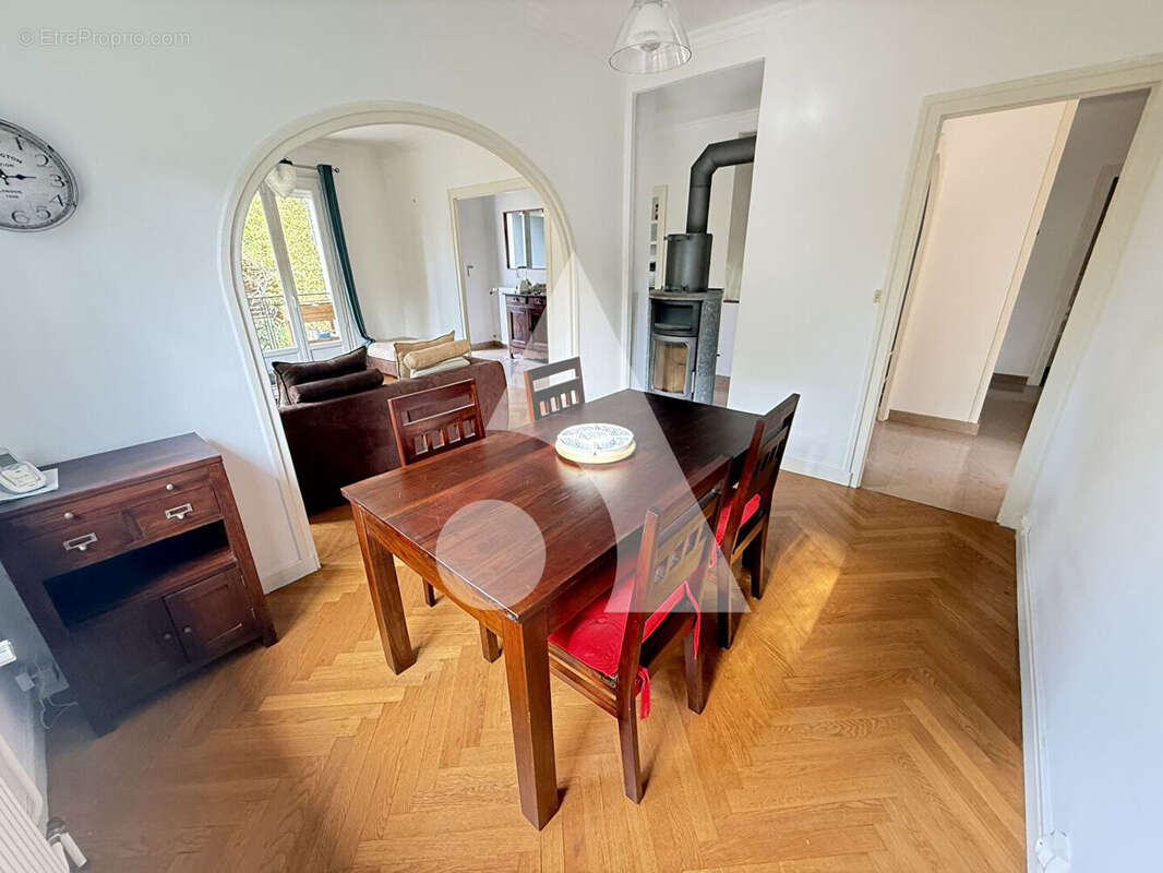 Maison à VILLEFRANCHE-SUR-SAONE