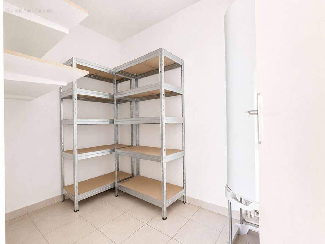 Appartement à MARSEILLE-7E