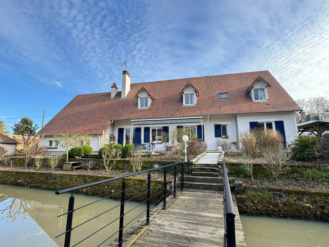 Maison à CHECY