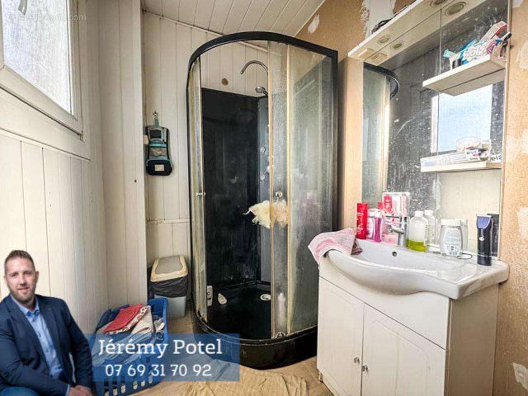 Maison à AVESNES-LES-AUBERT