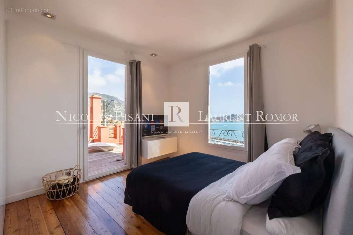 Appartement à VILLEFRANCHE-SUR-MER