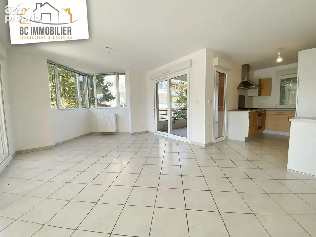 Appartement 4 pièces 111 m² à vendre à Ferney-Voltaire (01210) - photo 3