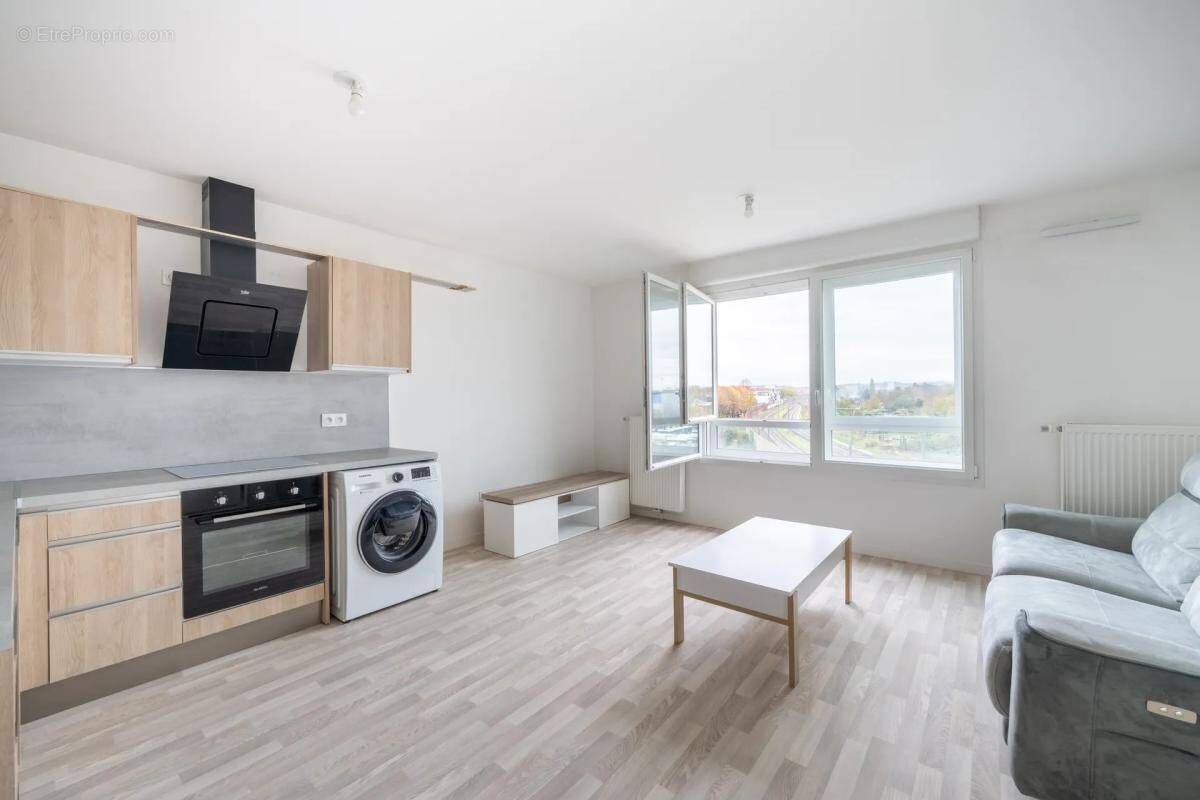 Appartement à STAINS