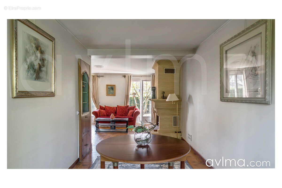 Maison à FEUCHEROLLES