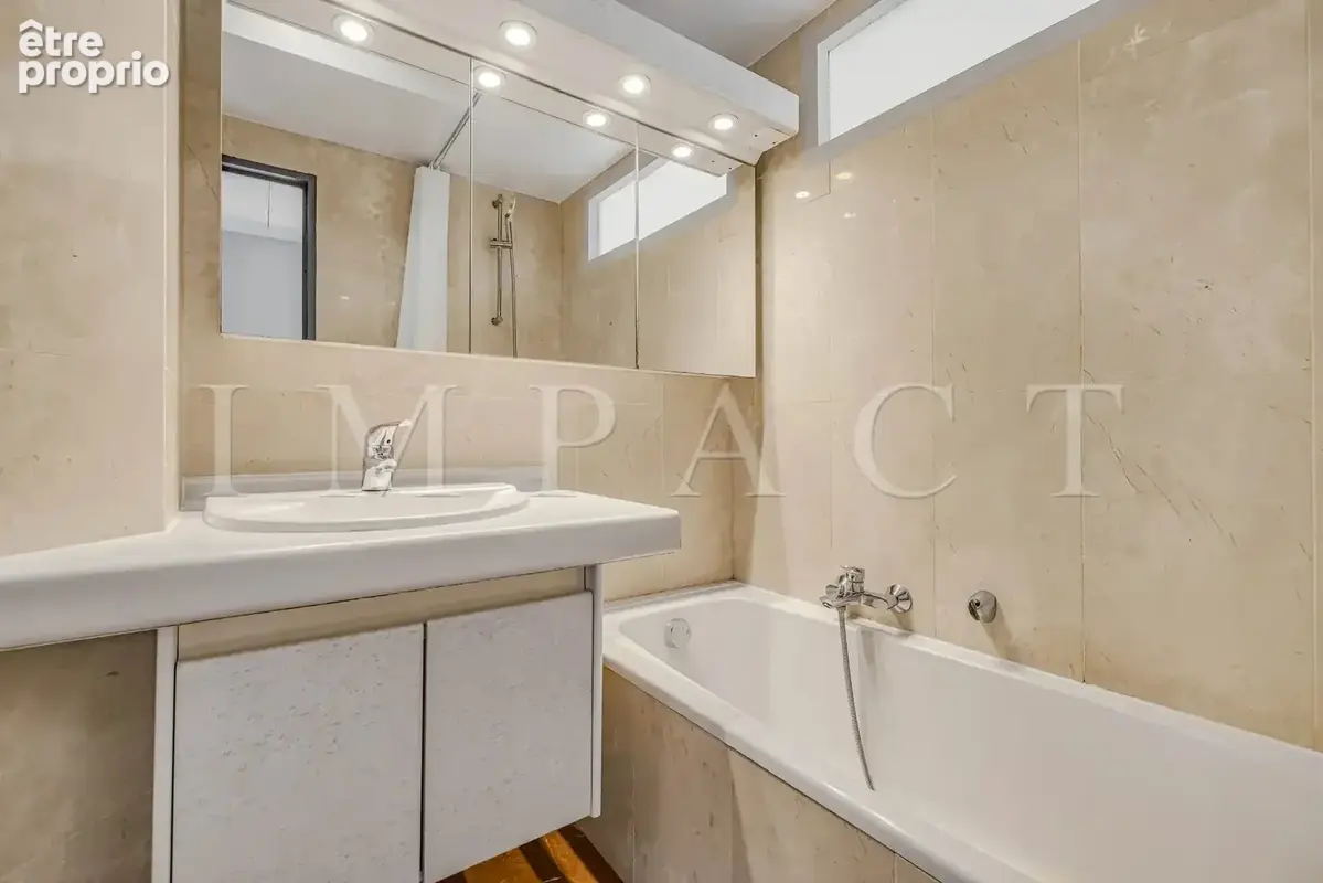 Co-exclusivité - Cannes Montrose appartement 2 pièces en rez de jardin à vendre - photo 7