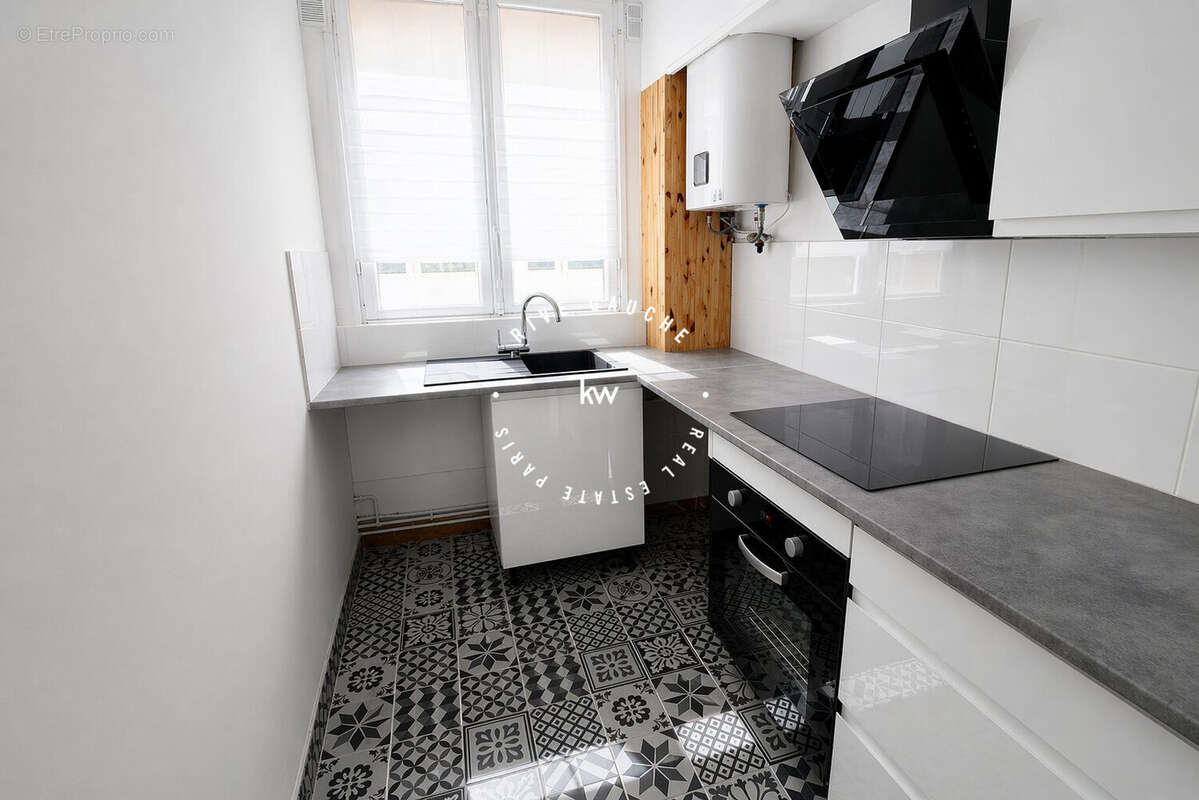 Appartement à PARIS-15E