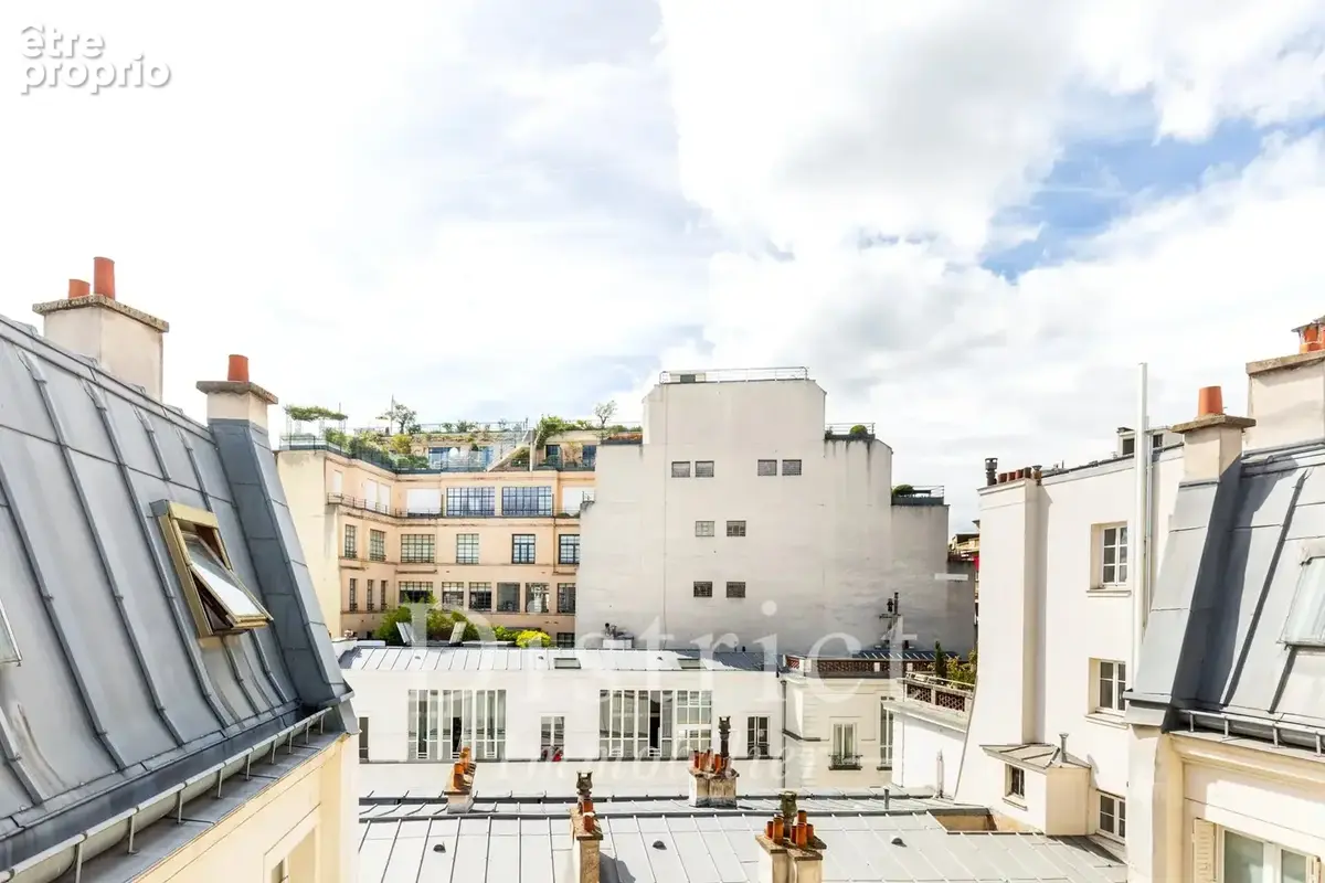 Exclusivité. Av.Friedland. Chambre de service de 11m². Ascenseur. - photo 4