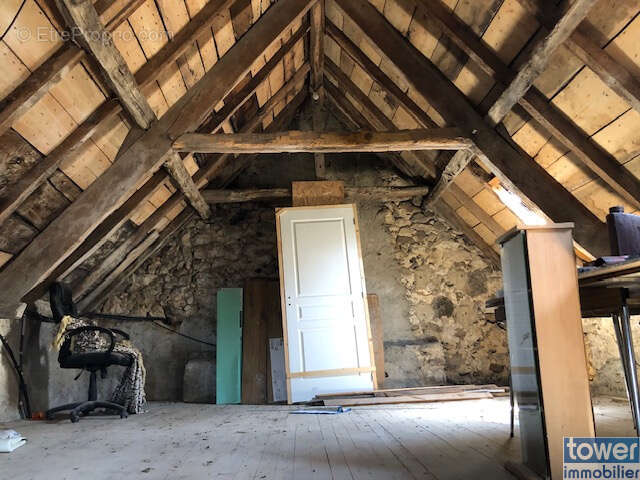 A vendre corps de ferme avec fort potentiel - LA Fouillade 12200 - photo 4