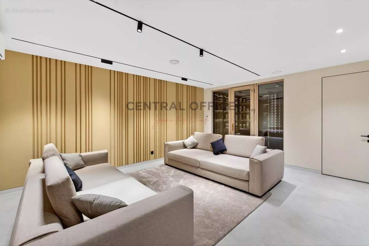 CAP D'ANTIBES- versant Ouest, villa contemporaine neuve d’exception dans un domaine privé - photo 24