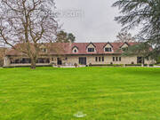 Maison à MONT-SAINT-ELOI