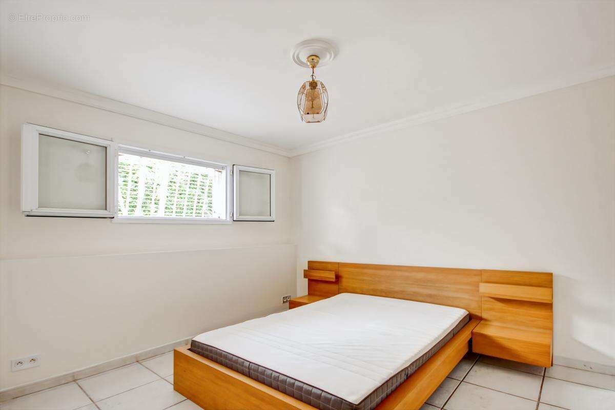 Maison à SAINT-JEAN-DE-VEDAS