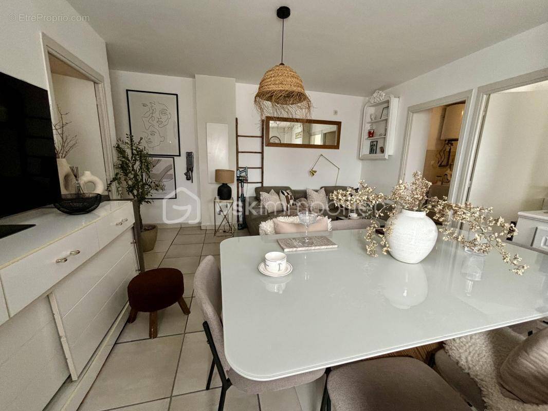 Appartement à SAINTE-SUZANNE