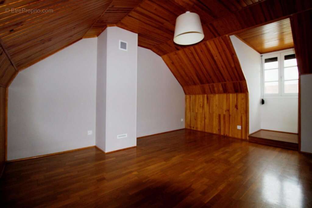 Maison à CHALON-SUR-SAONE