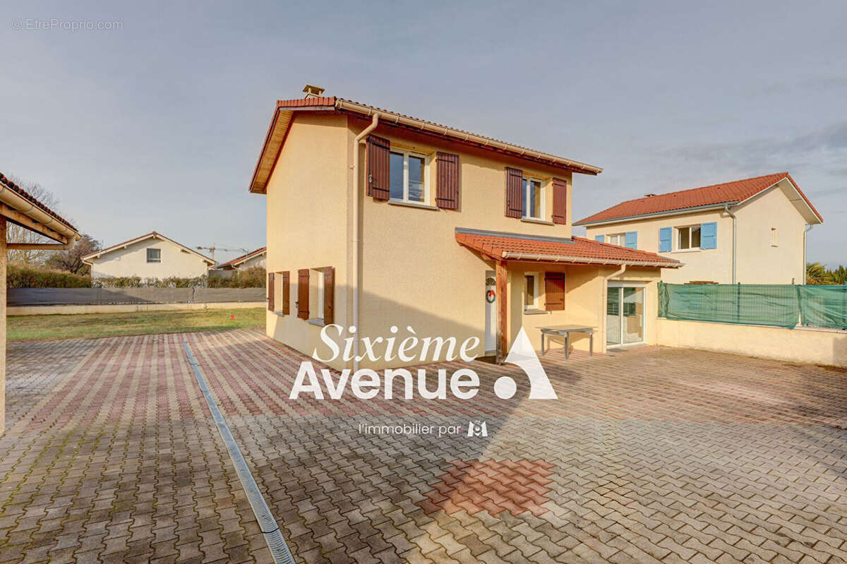 Maison à TIGNIEU-JAMEYZIEU