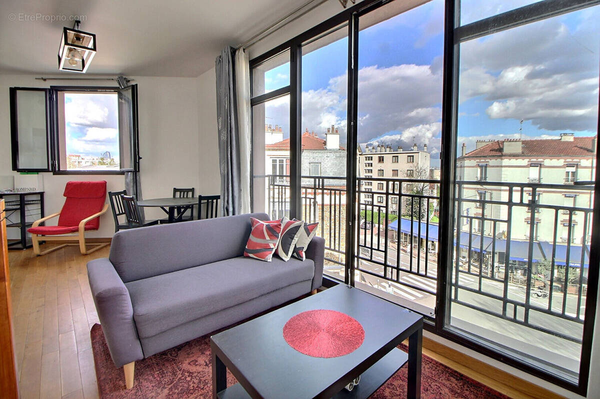 Appartement à SURESNES