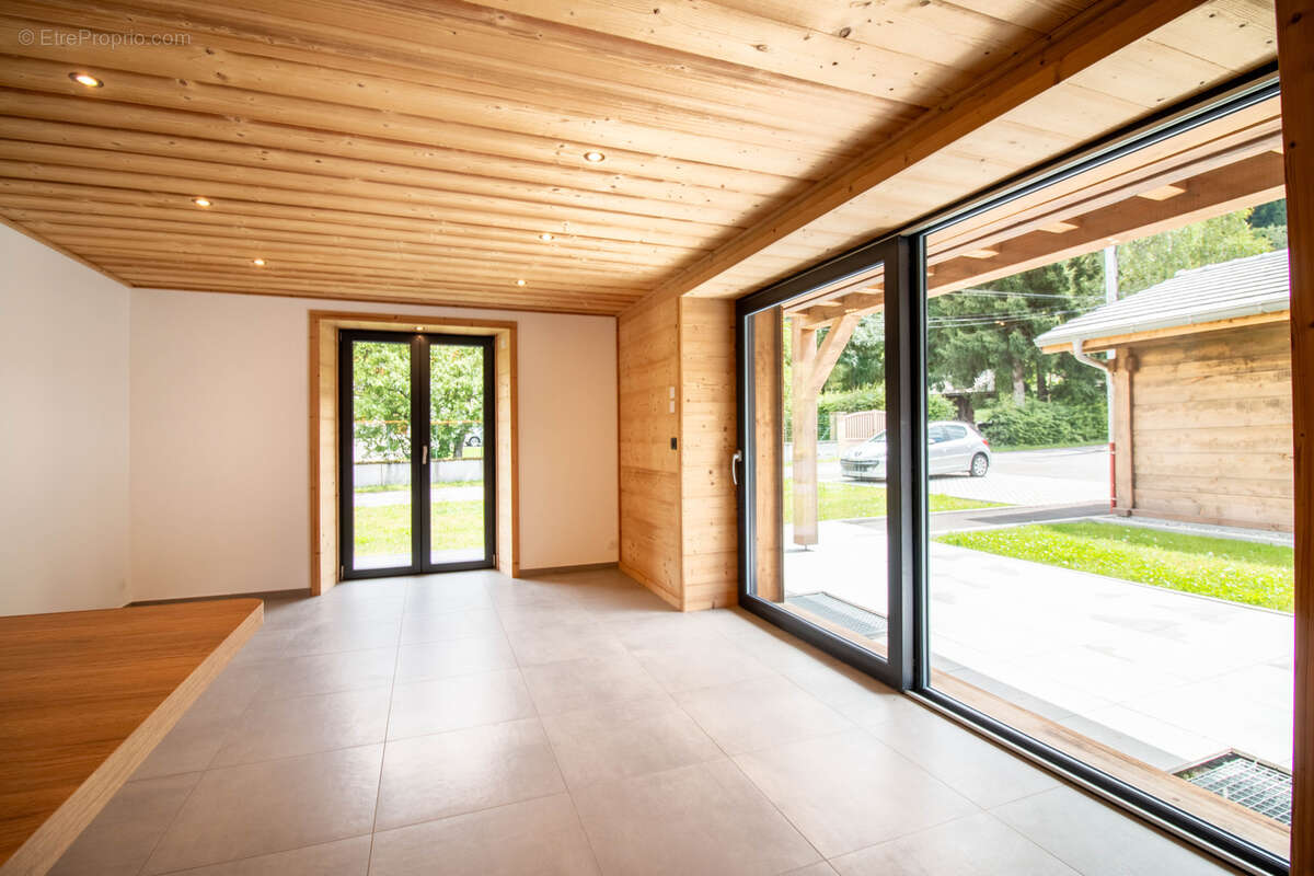 Appartement à BERNEX