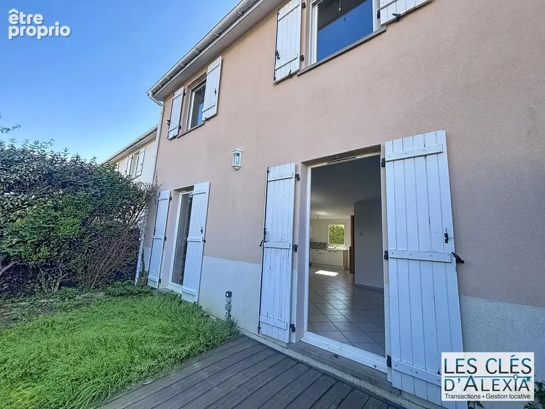 Laissez-vous séduire par cette charmante maison familiale, lumineuse et parfaitement entretenue ! - photo 17