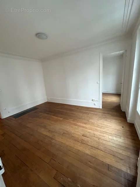 Appartement à PARIS-12E