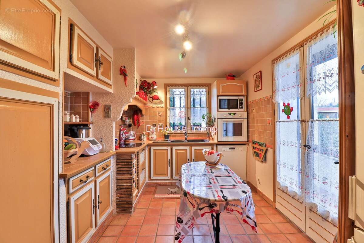Maison à FORCALQUEIRET