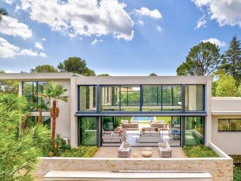 Maison à MOUGINS