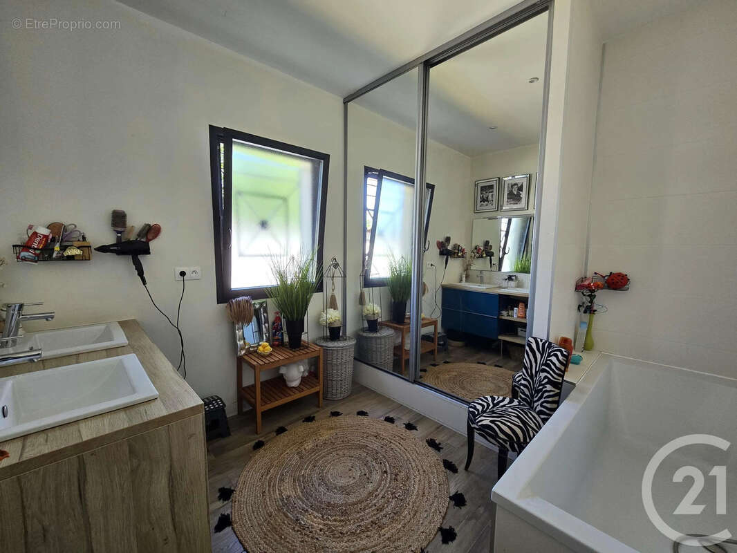 Maison 220 m² à Carbonne  - photo 11